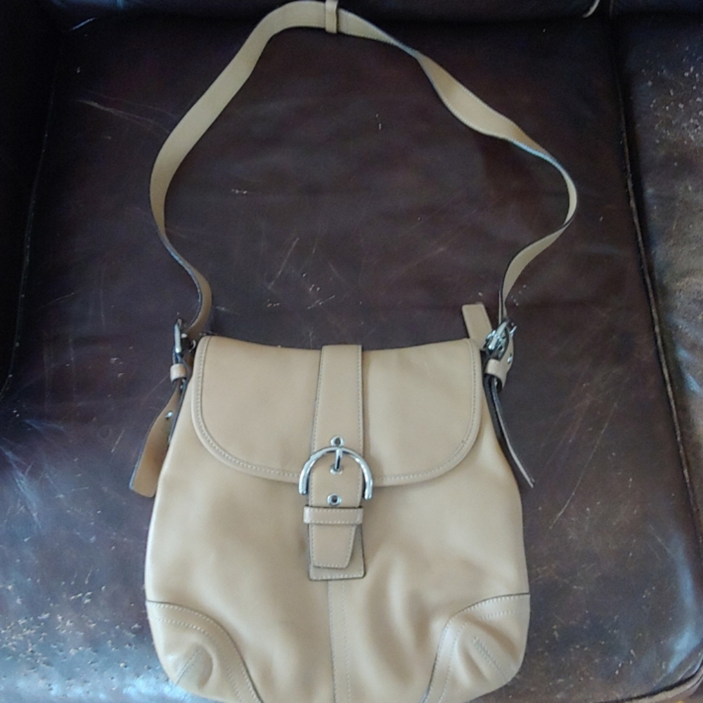 Coach tan purse